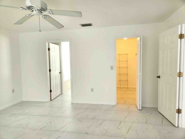 Photo - 14980 Coopers Hawk Way
