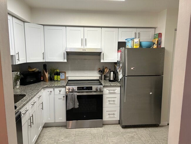 Photo - 1102 Sayre Dr Unit 1102