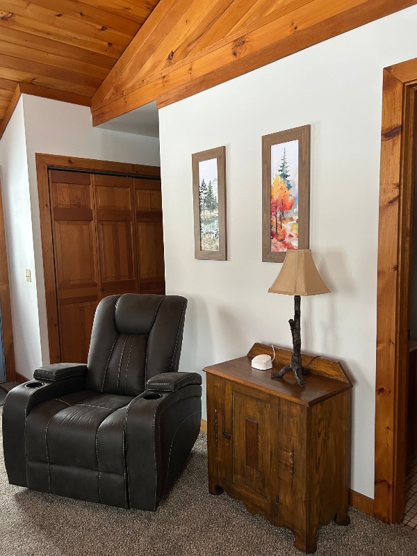 Photo - 6309 Boston State Rd