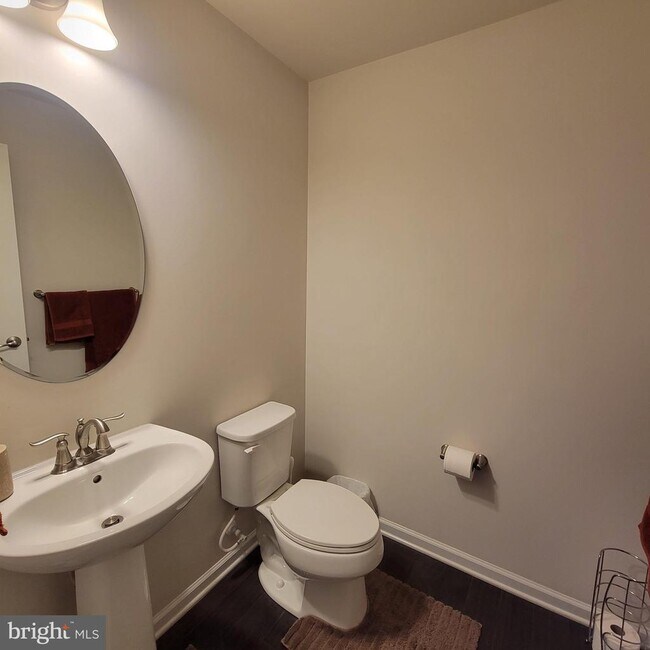 Photo - 2922 Glendale Ave