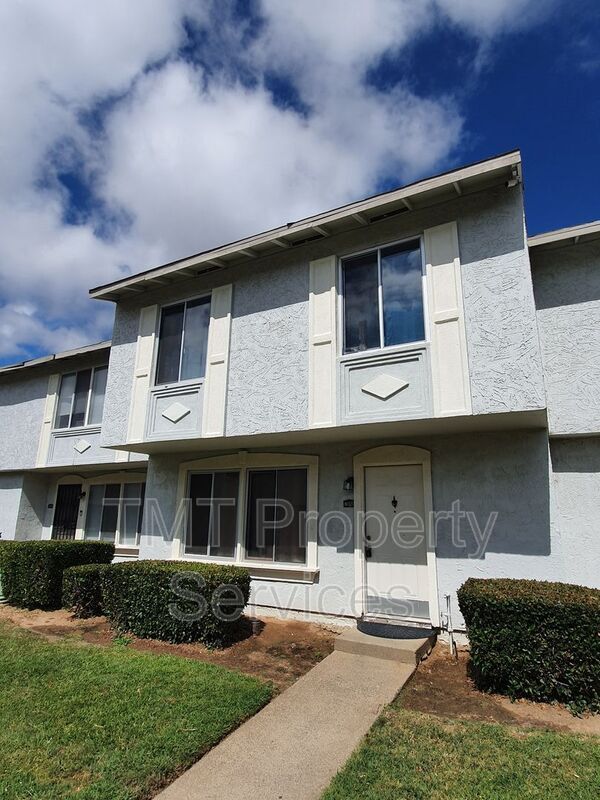 Building Photo - 7648 La Mancha Way Rental