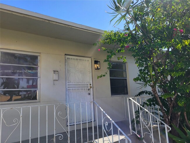 Building Photo - 640 NW 77th St Rental