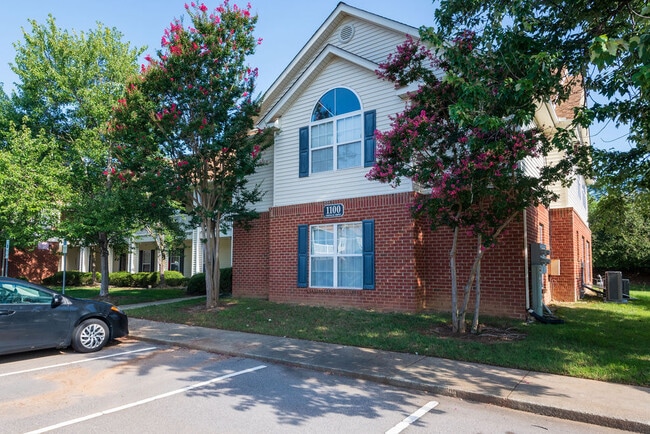 Building Photo - 1122 Chenille Dr Unit 1122 Rental