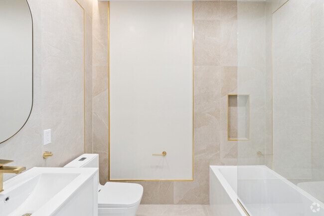1BR, 1BA - 950SF - Bathroom