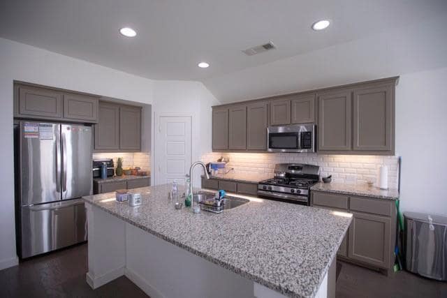 Photo - 404 Barnstorm Dr