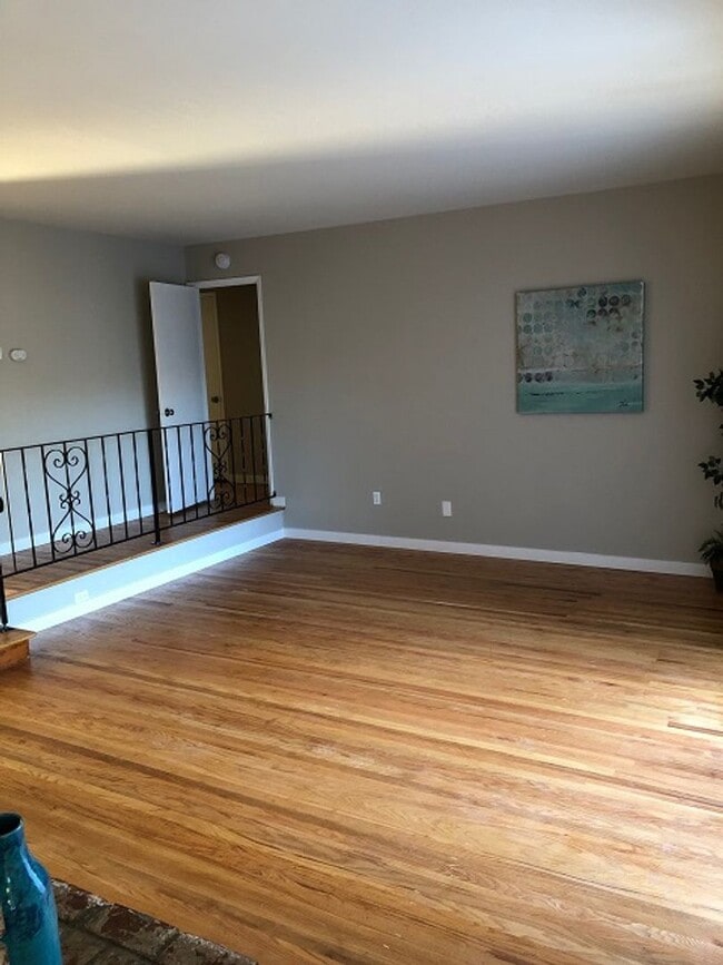 Photo - CAMBRIAN- Corner lot