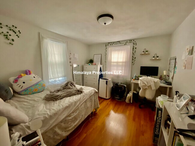 Photo - 136 Burget Ave