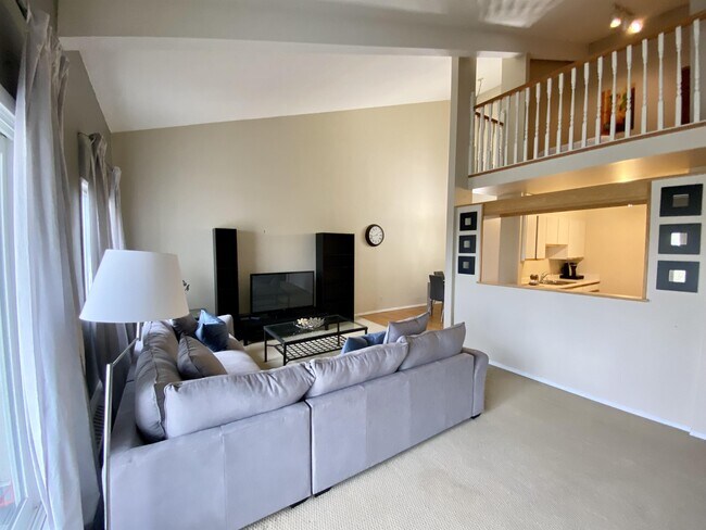 Photo - 4404-4404-122 122 St NW