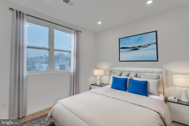 Photo - 5540 Bloyd St Unit 1A