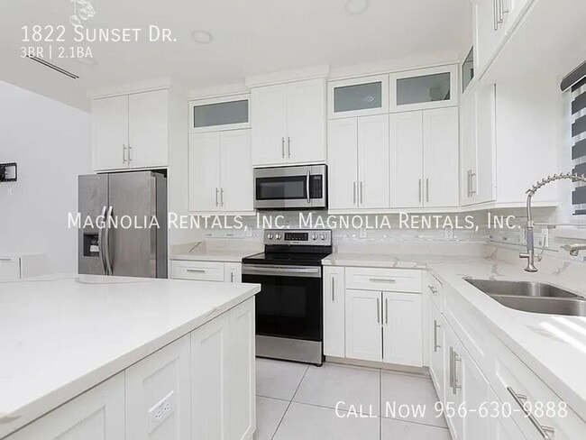 Photo - 1822 Sunset Dr