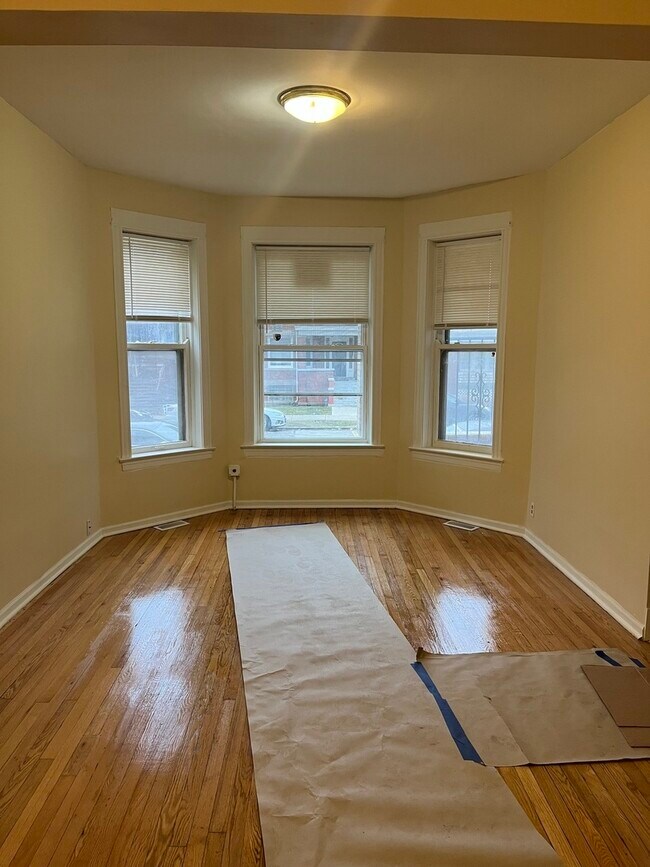 Photo - 7419 S Ingleside Ave