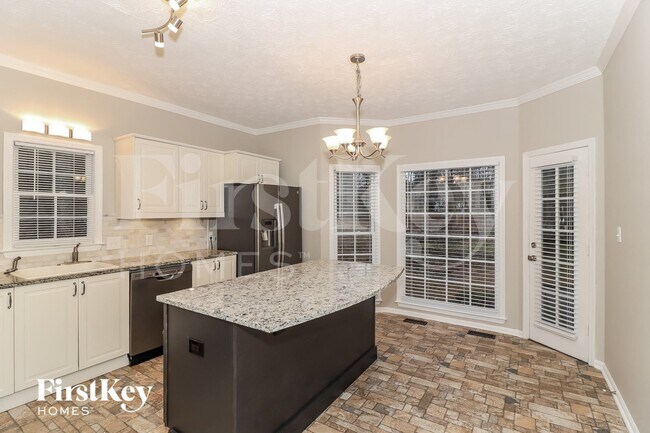Photo - 2117 Gatwick Dr