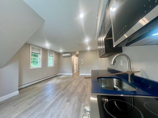 Building Photo - 58-60 Mineral St Unit 58 C Rental