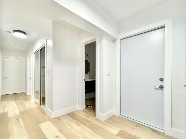 Photo - 4 Bedroom Plus In Laws Suite