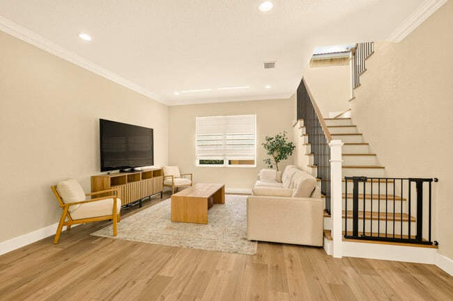 Photo - 7630 Topiary Ave