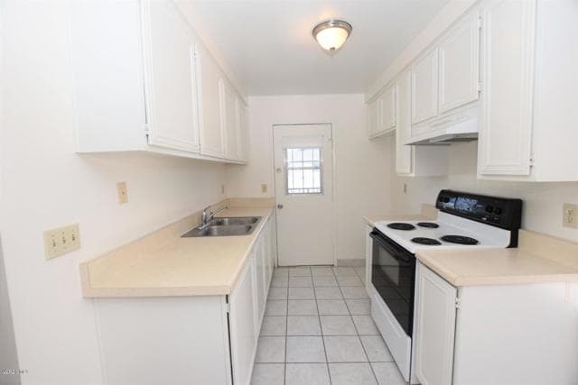 Photo - 2670 Victoria Ave