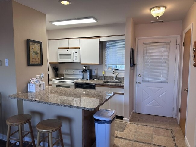 Photo - 227 N 36th Ave Unit AB