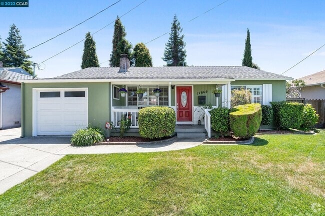 Building Photo - 17665 Via Arroyo Rental