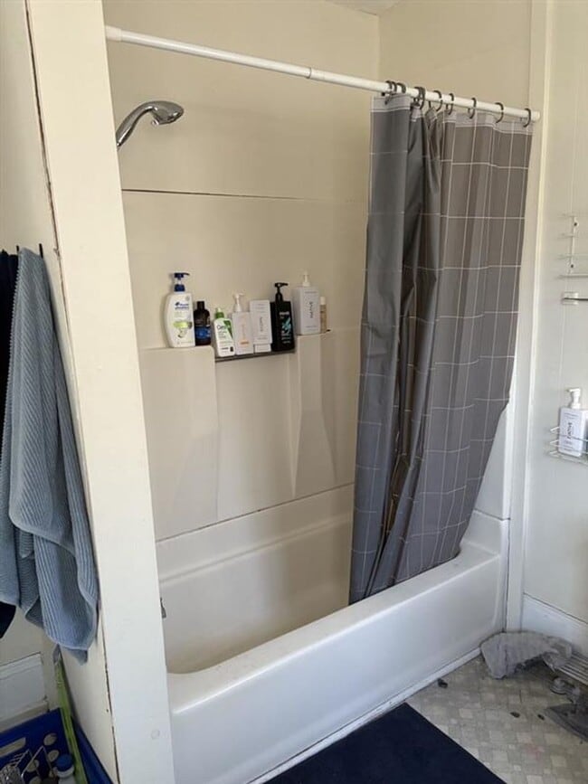 Photo - 98 N Main Ave Unit B