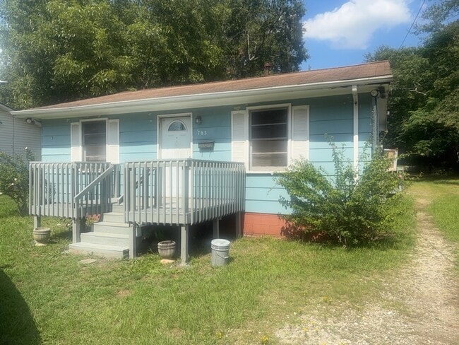 Building Photo - 783 Baltimore St Rental