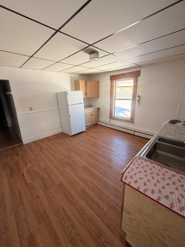 Photo - 113 Railroad St Unit 1