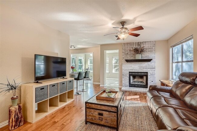 Building Photo - 7023 Riverton Dr