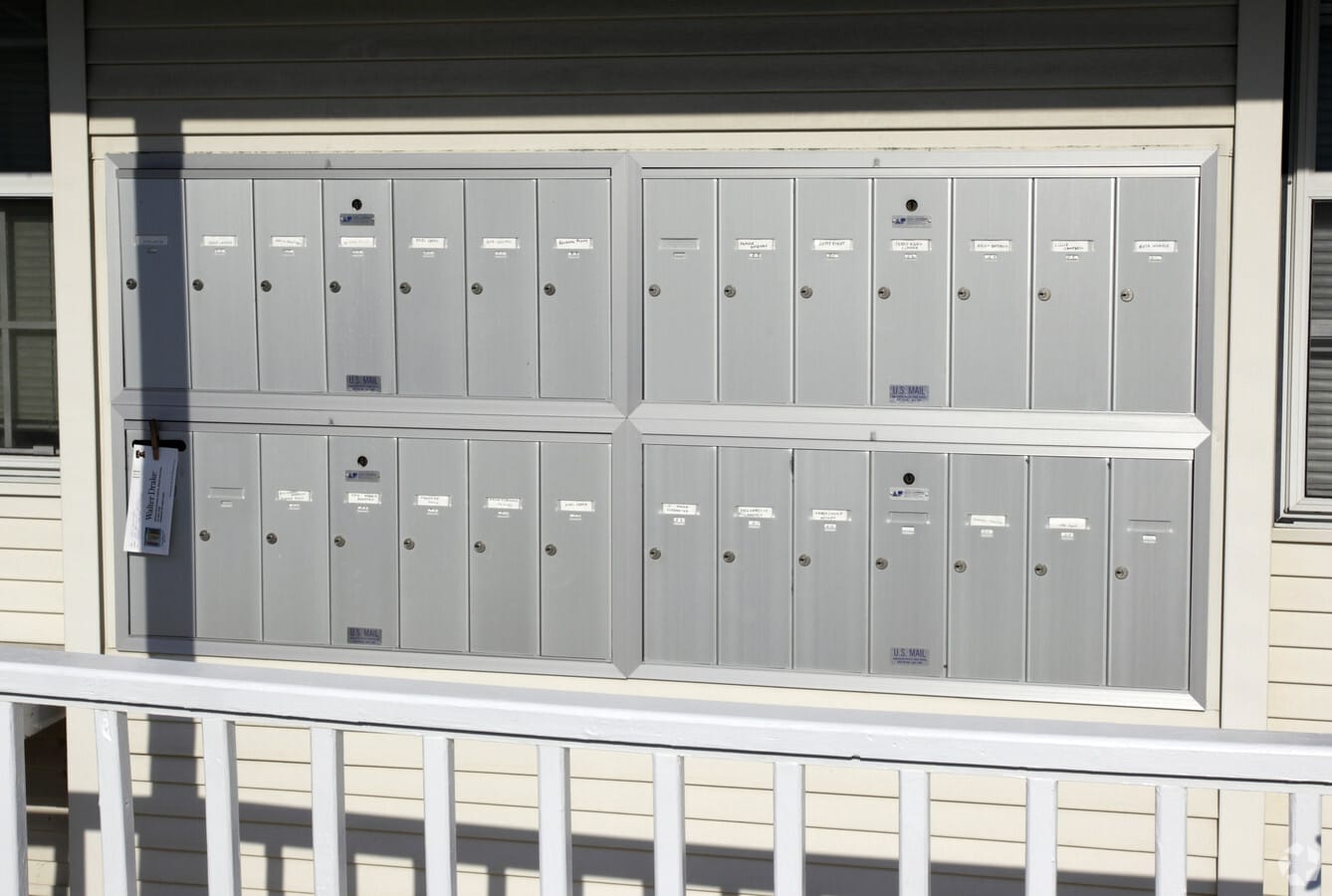 Photo - Auburn Hills Apartments