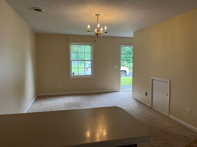 Photo - 2413 Louise St Unidad 2413 Louise St.  #1