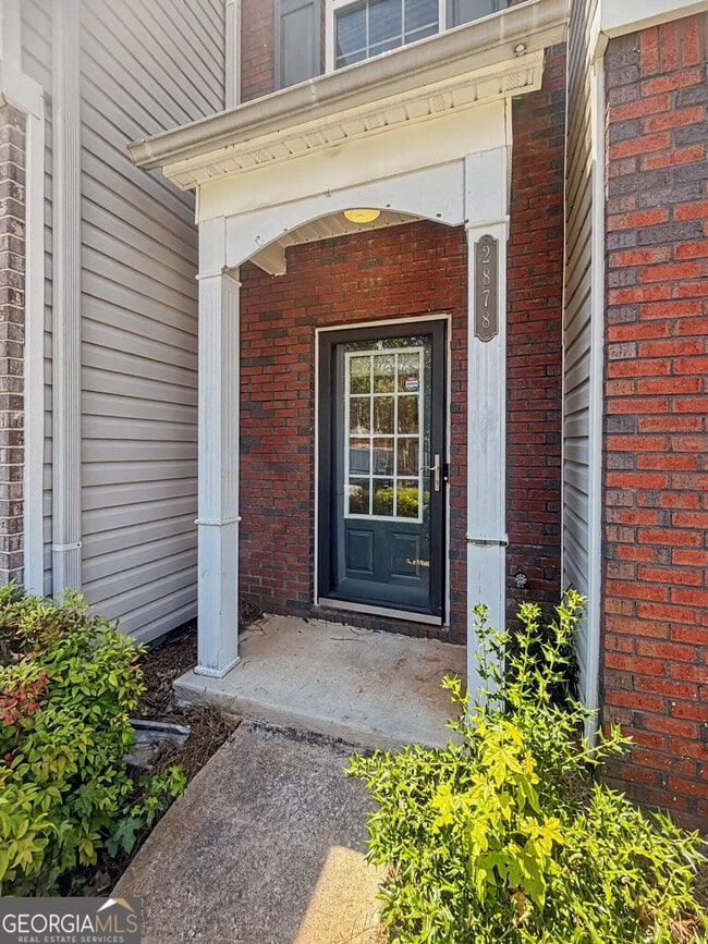 2878 Snapfinger Manor