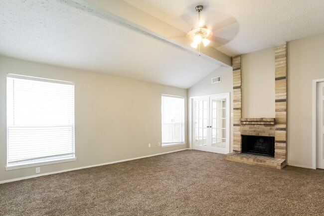 Photo - 7010 Foxmont Ln