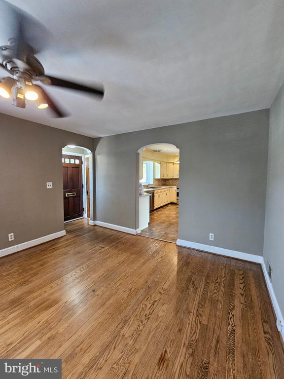Photo - 626 N George Mason Dr