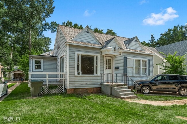 141 Merrick St