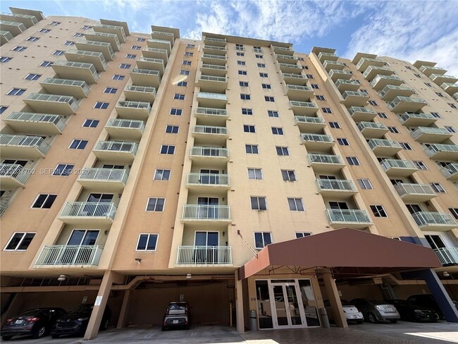 Building Photo - 3500 Coral Way Unit 907