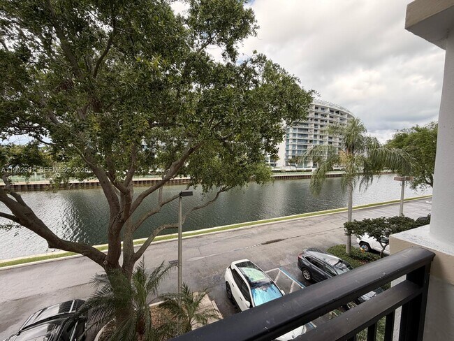 Photo - 3245 NE 184th St Unit 13304