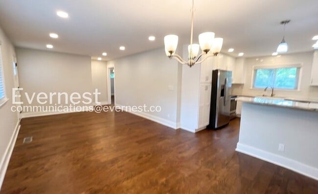 Photo - 1206 Cranbrook Dr