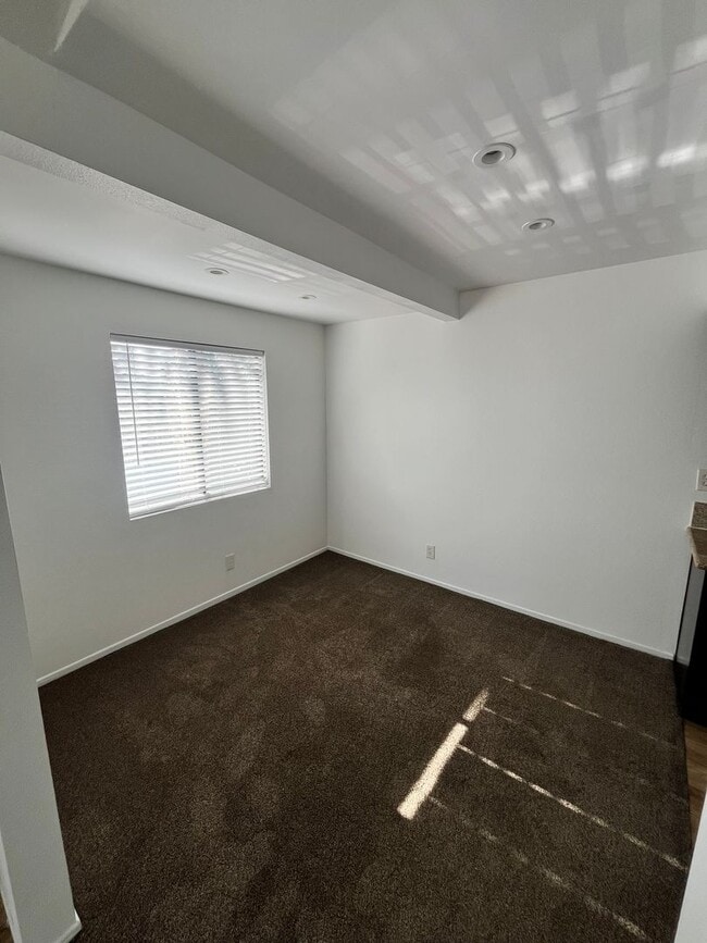 Photo - Beautifully Remodeled 2-Bed Condo with Private Patio in Casablanca