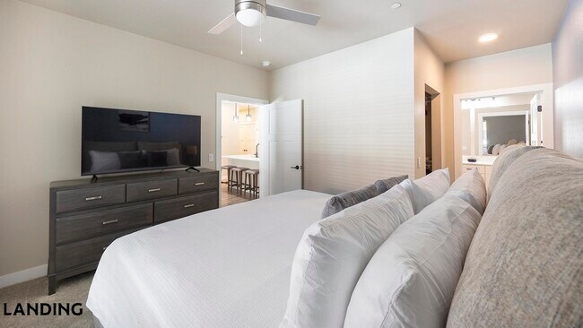 2445 Estrella Pkwy Unit 2062