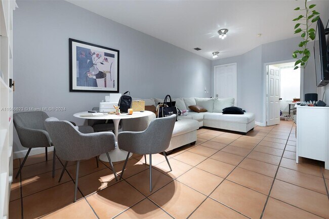 Photo - 5580 NW 107th Ave Unit 1206