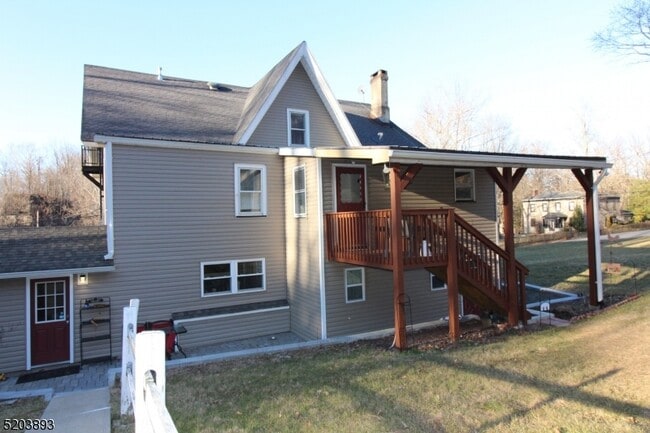 Building Photo - 172 Musconetcong River Rd Unit 3