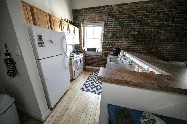 Photo - 302 Goshen St Unit 203