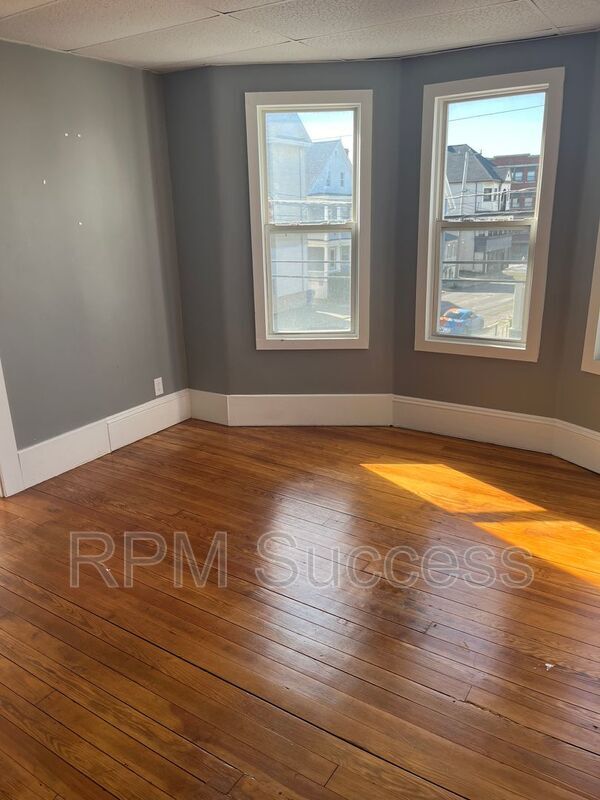 Photo - 219-221 Ashley Blvd. Unit 2S