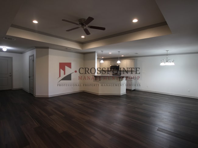 Photo - Beautiful 3 Bedroom 2 Bathroom Townhouse in South Tyler! 1/2 OFF FIRST FULL MONTH Unidad 6311