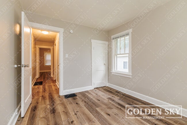 Photo - 2307 S Jefferson St