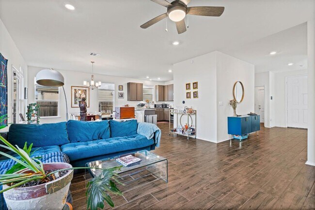 Photo - 6316 Carriage Pines Dr