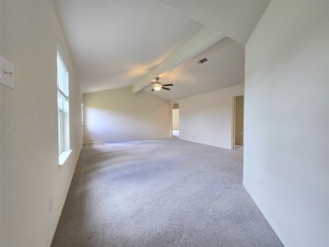 Photo - 380 Stone Gage Dr