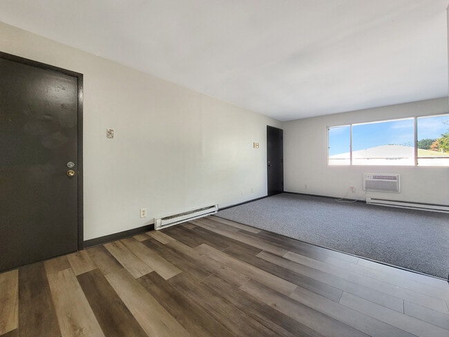 9048 15th Ave Unit 204