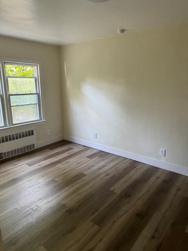 Photo - 32 Starr Ave Unit 3