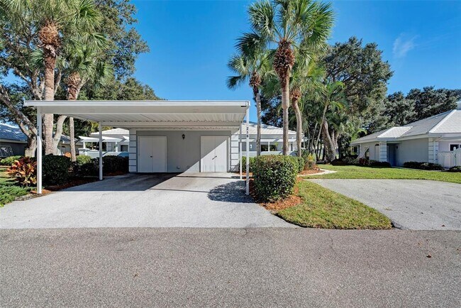 Photo - 216 Cerromar Way S