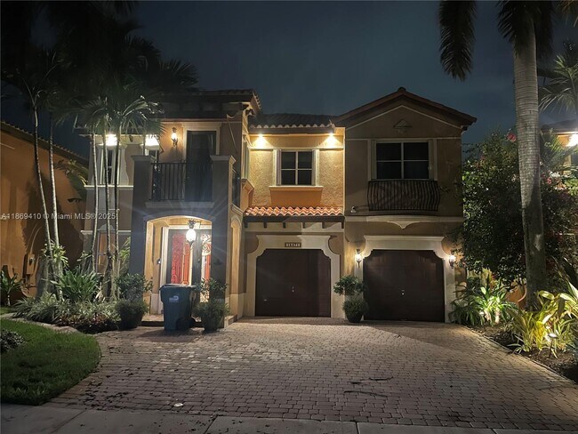 Photo - 15471 SW 30th St