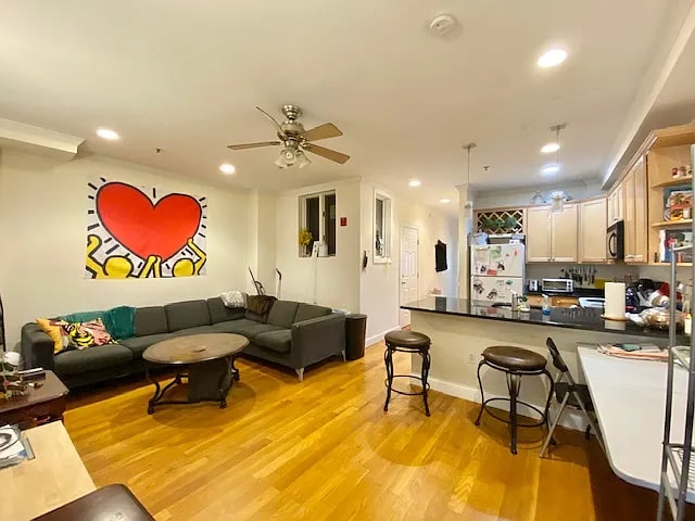 Photo - 1021 Tremont St